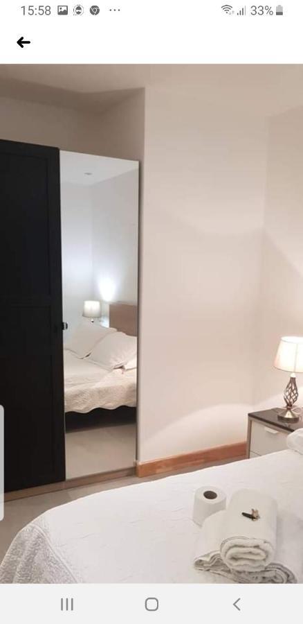 Jadwin Beautiful Room Share Toilet 2 People Londres Exterior foto