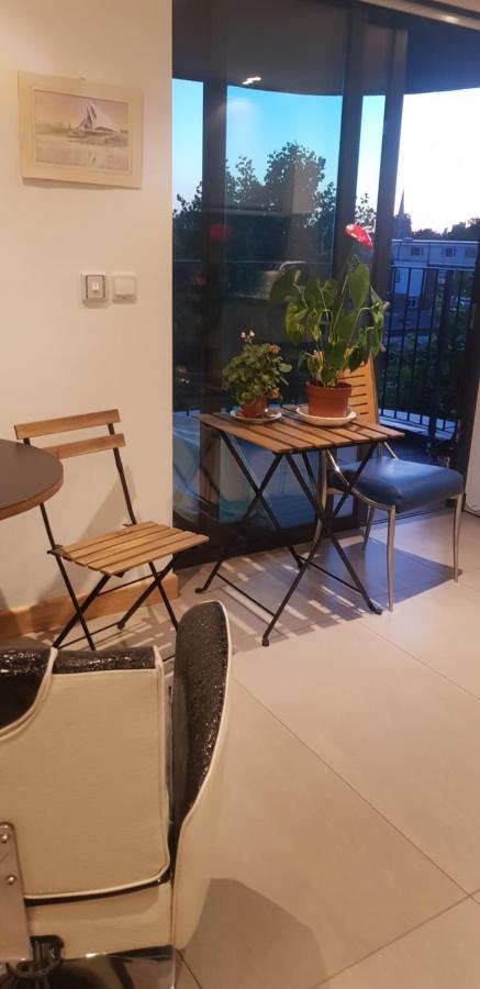 Jadwin Beautiful Room Share Toilet 2 People Londres Exterior foto
